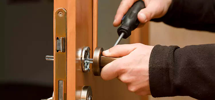 Semi Truck Locksmith Tanque Verde