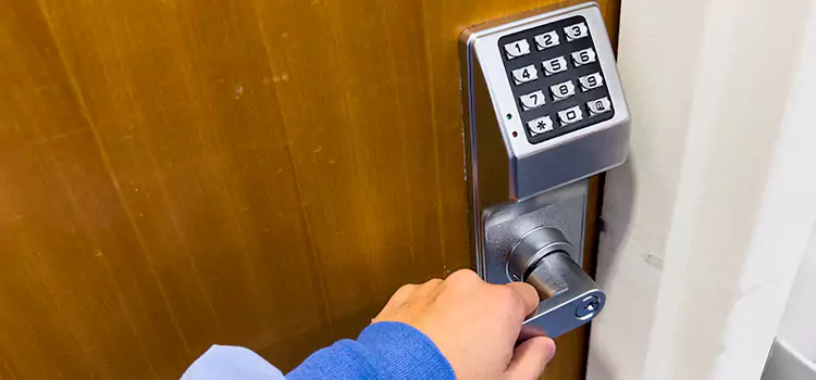 Why Choose Us for Your Keypad Lock Needs in Tanque Verde, AZ?
